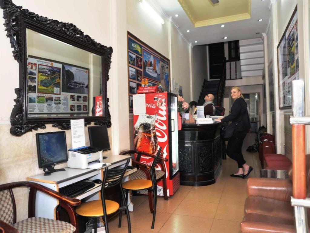 Kangaroo Hostel Hanoi Exterior foto
